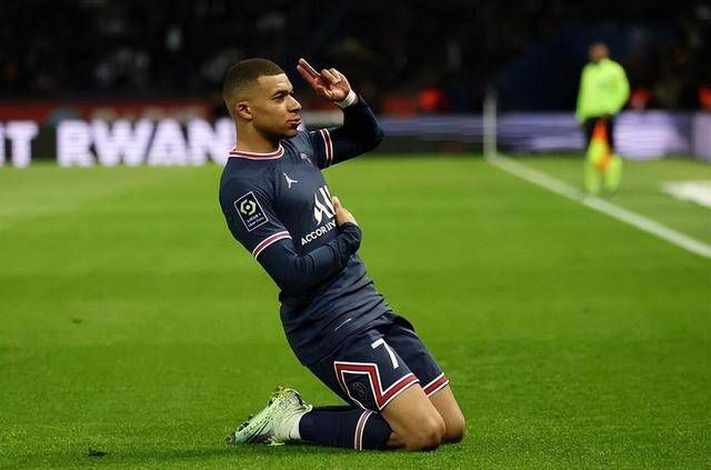 本期《今日影评》邀请北京电影学院副教授洪帆，为我们解读这部新作背后的传承与创新。