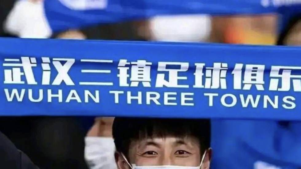 另一方面是傅隆生与养子们之间扭曲的父子羁绊。