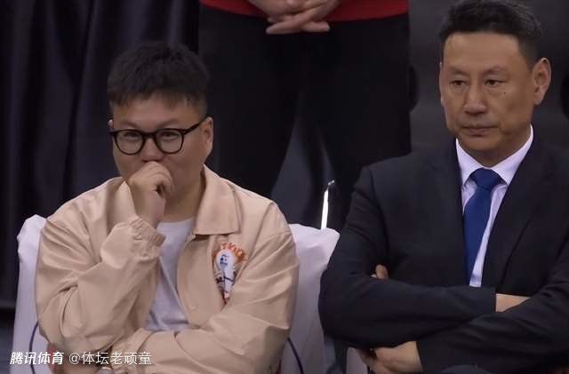 2023-03-30 新海诚来华宣传，成为网络红人，热搜霸屏网络，首映礼票价被炒到千元不等，高话题度使《铃芽之旅》票房一路小跑，预售破亿，3天破3亿，有望超过前作《你的名字。