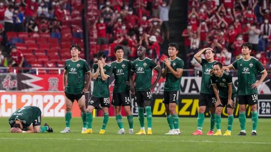 《大风杀》曝全国艺联专线海报 2025-05-30 五一档电影《大风杀》在首轮放映结束后，将于6月3日起在全国艺联专线指定影院上映。